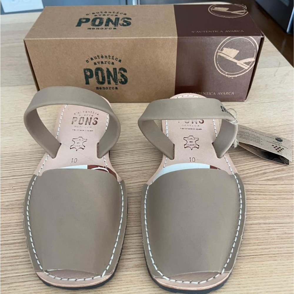 Pons Classic Style Vegan Taupe Avarca Sandals Size 10